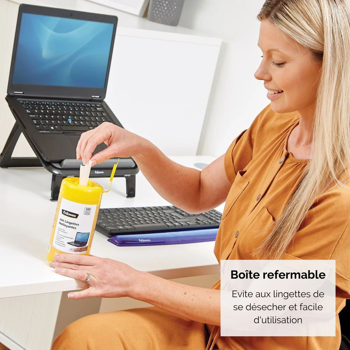 Fellowes 99715 surface cleaning wipes in a resealable tub